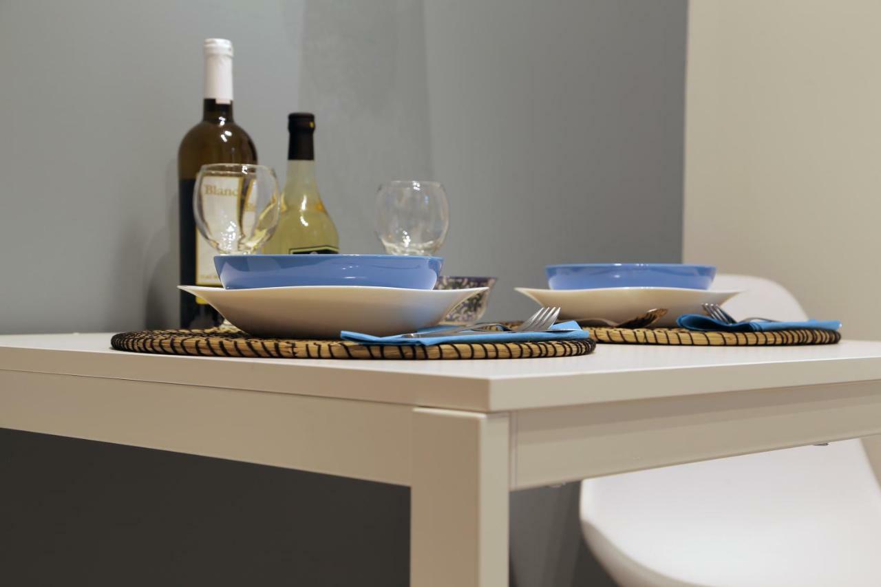 Stylish Modern Apartment, Nilie Hospitality Mgmt テッサロニキ エクステリア 写真