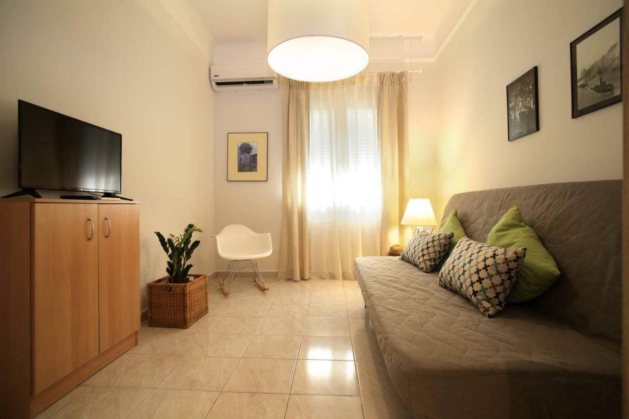 Stylish Modern Apartment, Nilie Hospitality Mgmt テッサロニキ エクステリア 写真