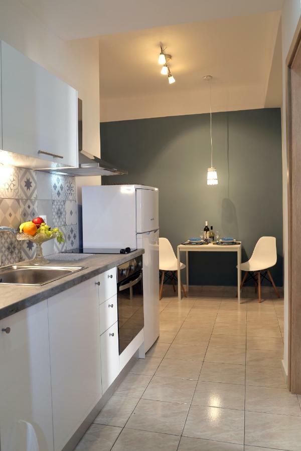 Stylish Modern Apartment, Nilie Hospitality Mgmt テッサロニキ エクステリア 写真