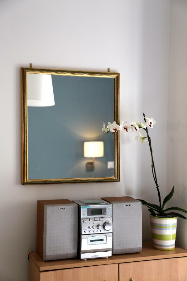 Stylish Modern Apartment, Nilie Hospitality Mgmt テッサロニキ エクステリア 写真