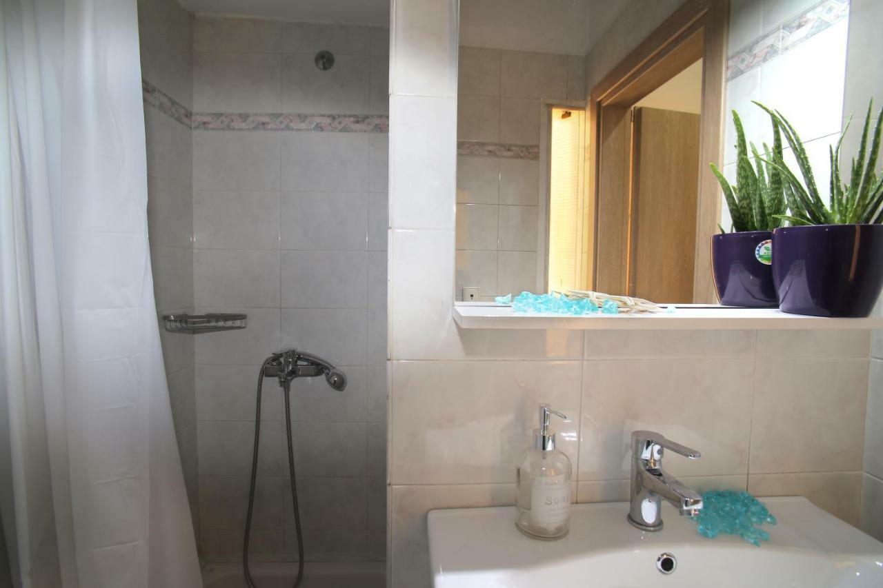 Stylish Modern Apartment, Nilie Hospitality Mgmt テッサロニキ エクステリア 写真